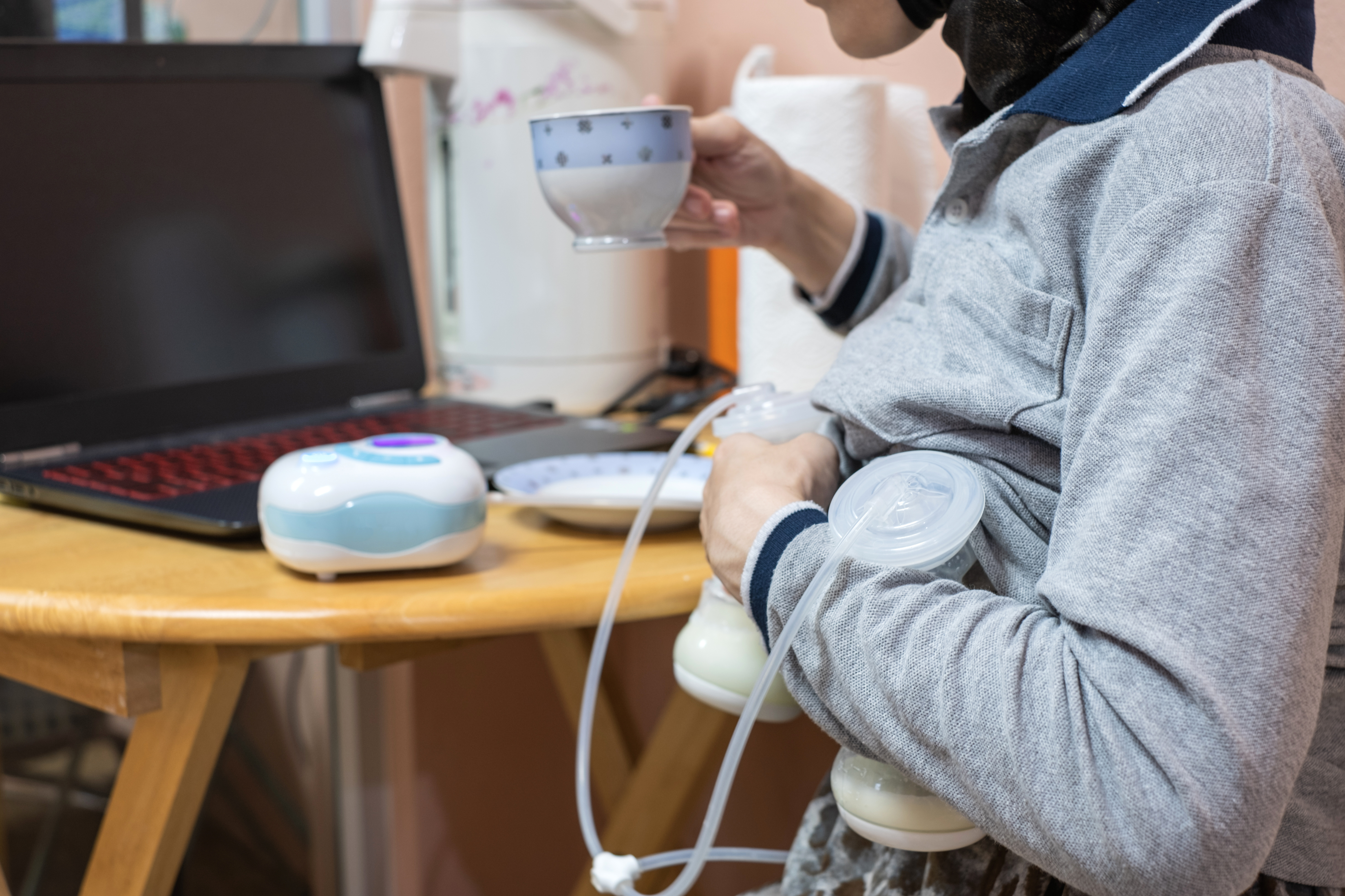 A woman pumping at work.