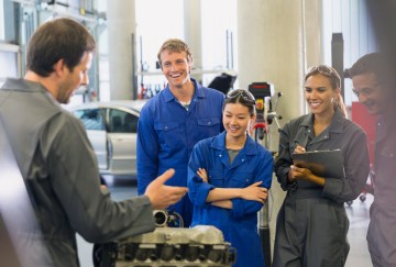 Young workers training, automotive work
