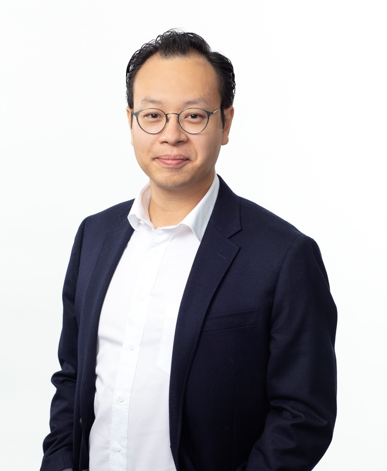 Mathew Lee